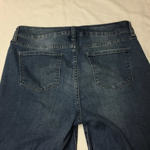 Dark Denim Bermuda Shorts Sz 8 - Picture 3 of 5